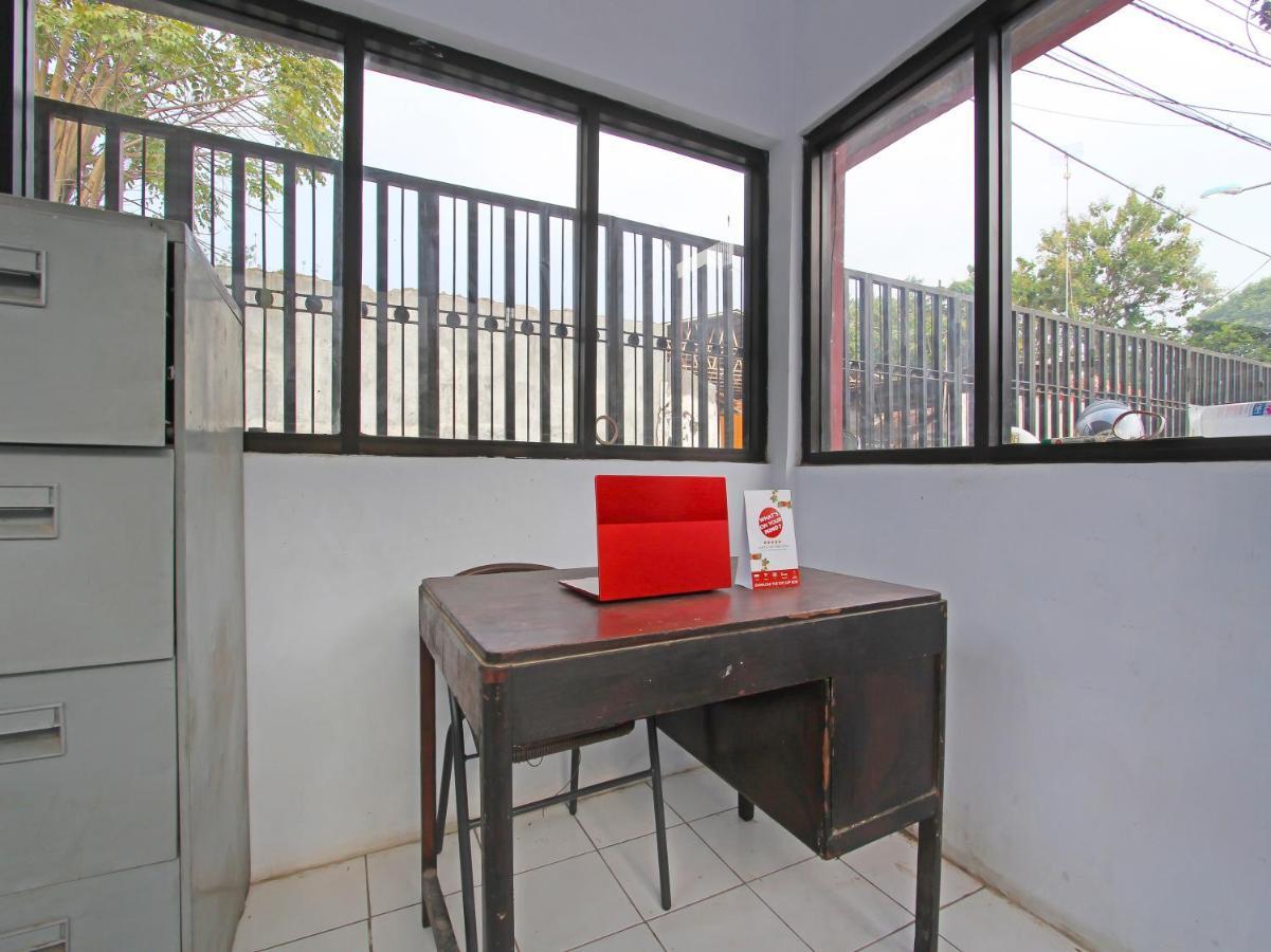 פקלונגאן Oyo 91476 Srikaya Hotel 3 מראה חיצוני תמונה